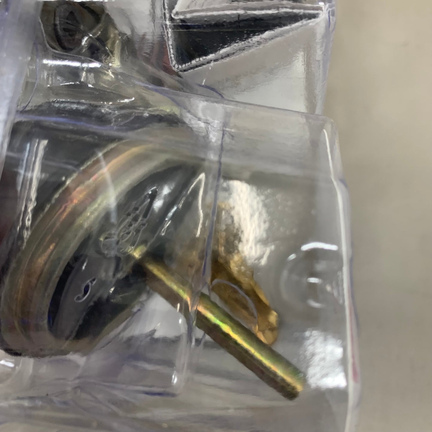 KWIKSET Single Cylinder Deadbolt 3.5"x4.5"x9" Bronze 96600-751