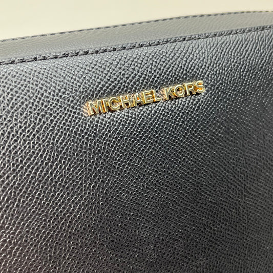 MICHAEL KORS Jet Set Large Saffiano Leather Crossbody Bag 6 1/2" x 9 1/2" Black 32S4GTVC3L