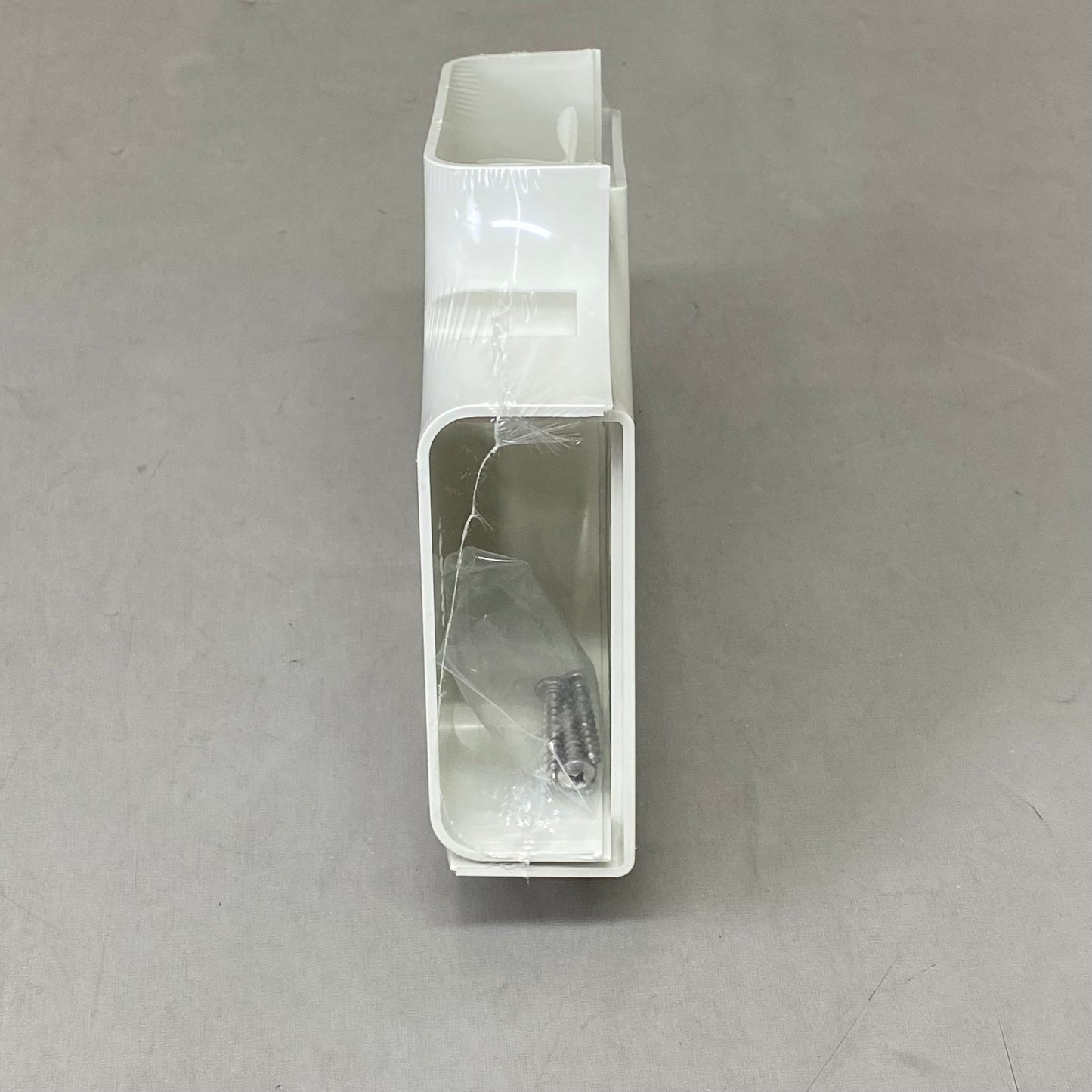 DIVERSTECH 90 Degree Flat Bend SpeediChannel 4" Creme 230-FB4