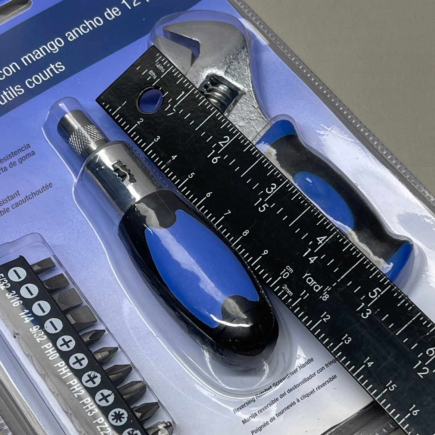 ZA@ HELPING HAND 12 PC Stubby Tool Set W/ Adjustable Wrench And Screwdriver FQ20309 (New) B