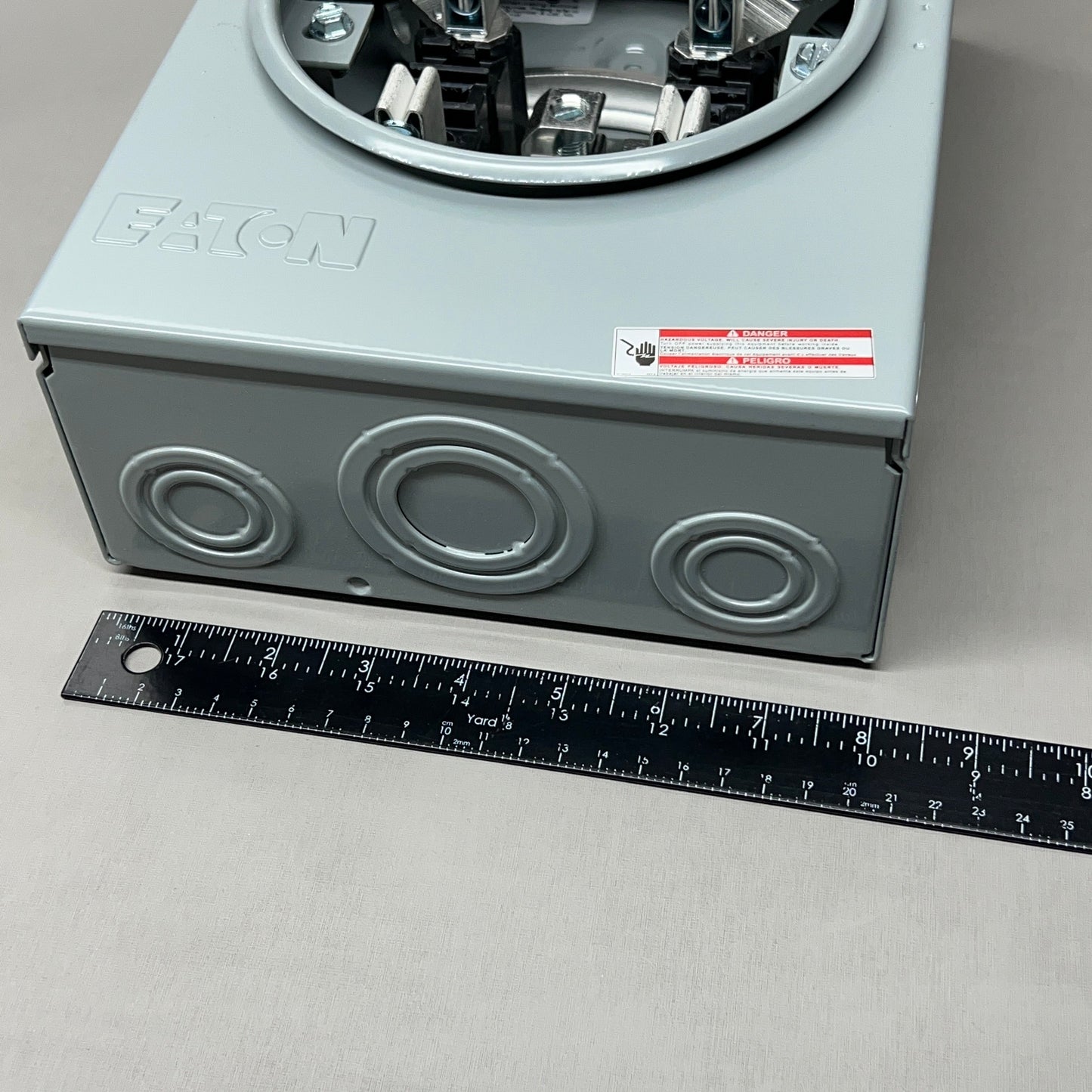 EATON B-Line 11 Meter Socket 125A 4 Jaw 1PH, NEMA 3R Top Feed 125 Amp (New)