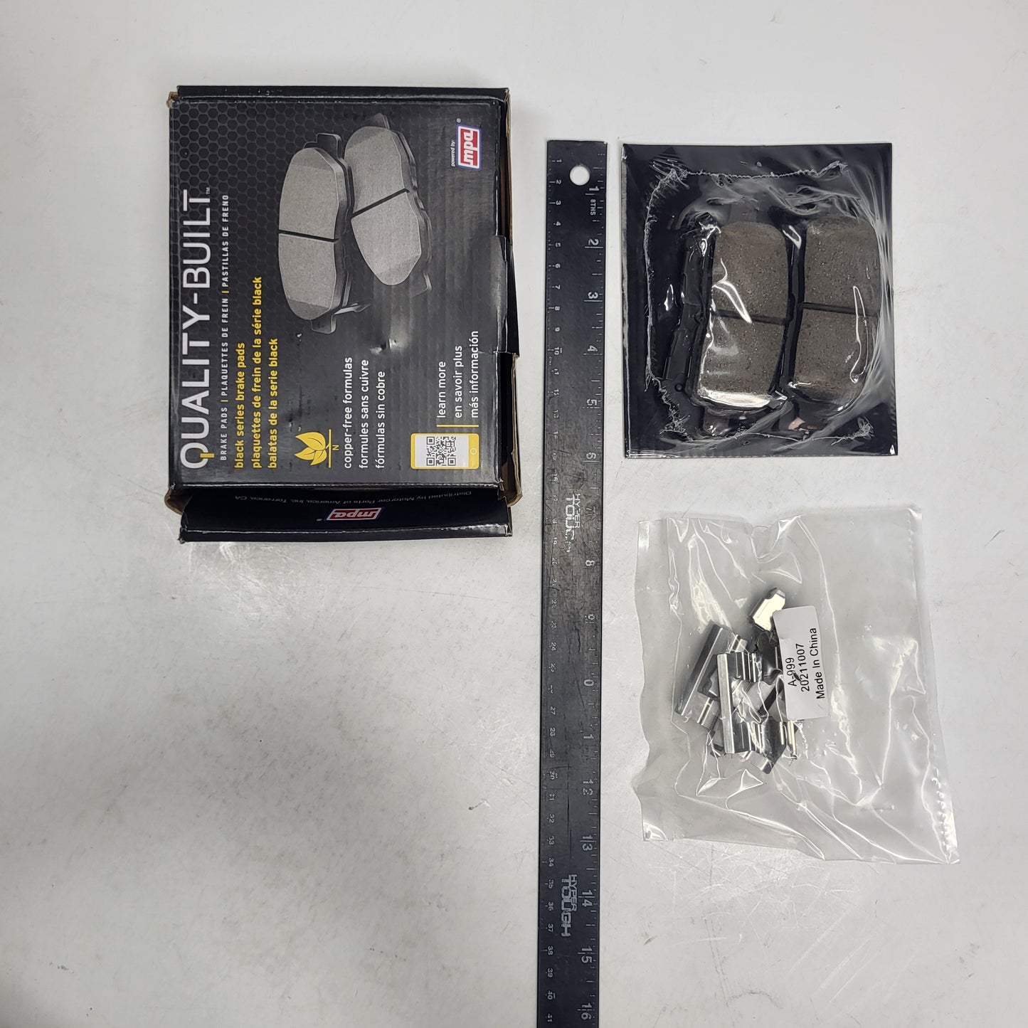 QUALITY-BUILT Ceramic Disc Brake Pad Set Black Rear 1003-0999C