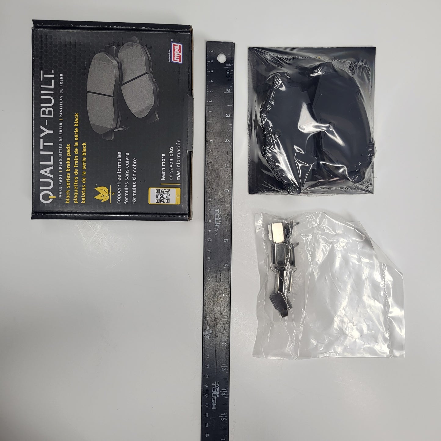 QUALITY-BUILT Ceramic Disc Brake Pad Set Black Rear 1003-1377C