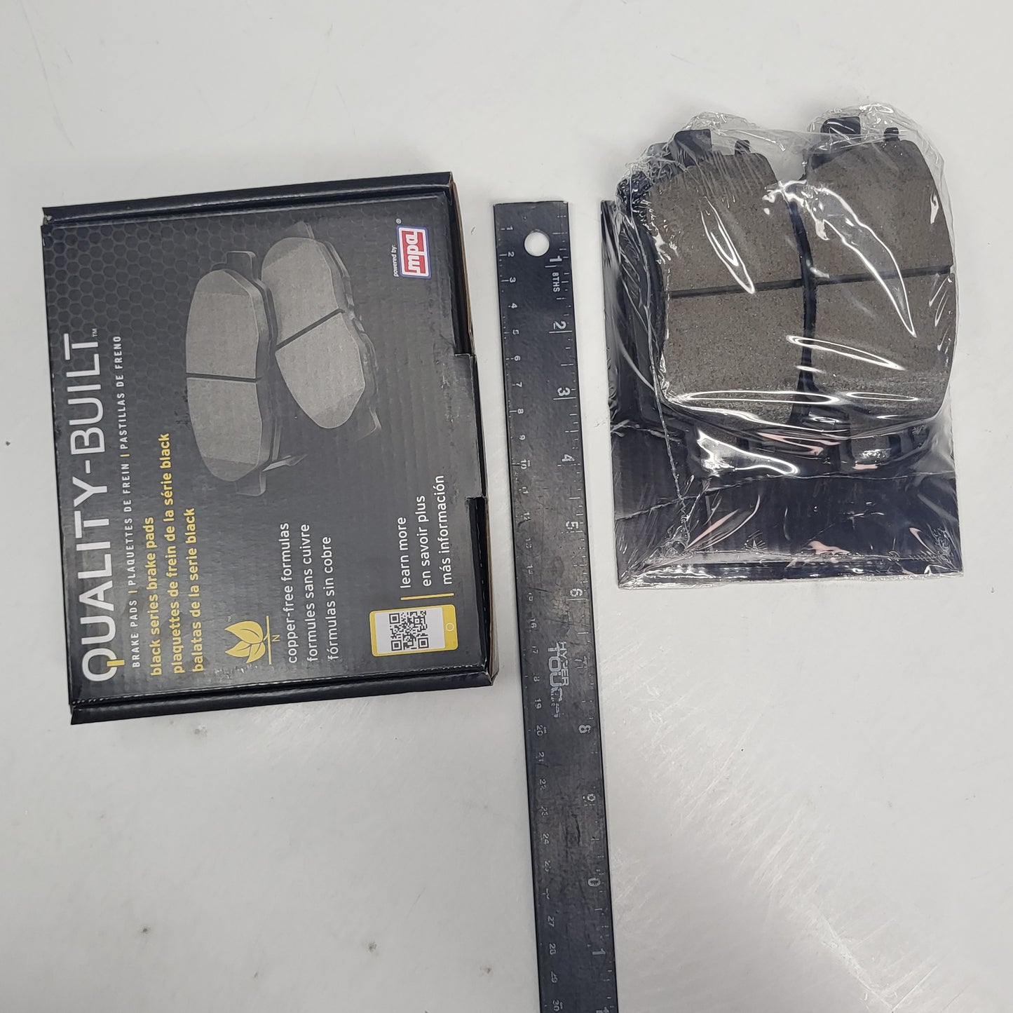 QUALITY-BUILT Ceramic Disc Brake Pad Set Black Front 1003-1844C