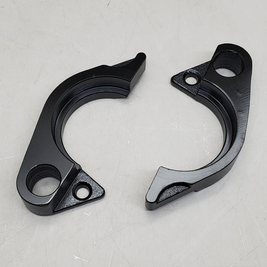 STRATO 2-Bolt Steel Split Flange 3-3/4" Center Bolt Holes 2"ID Black SFS20