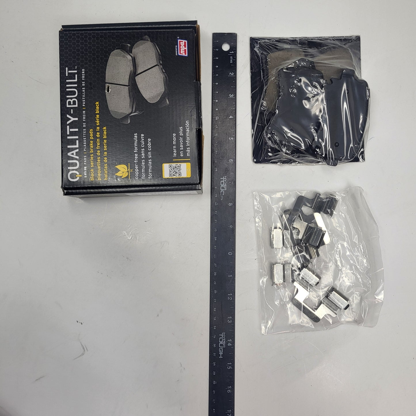 QUALITY-BUILT Ceramic Disc Brake Pad Set Black Rear 1003-1108C