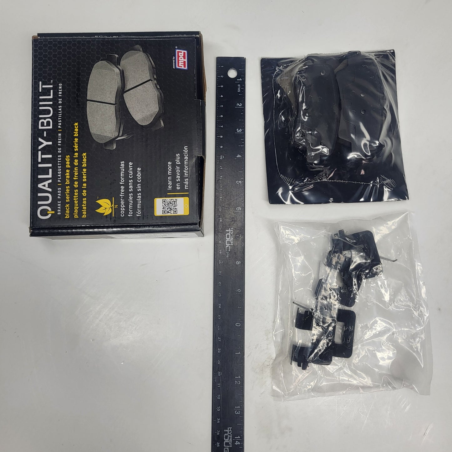 QUALITY-BUILT Ceramic Disc Brake Pad Set Black Rear 1003-1813C