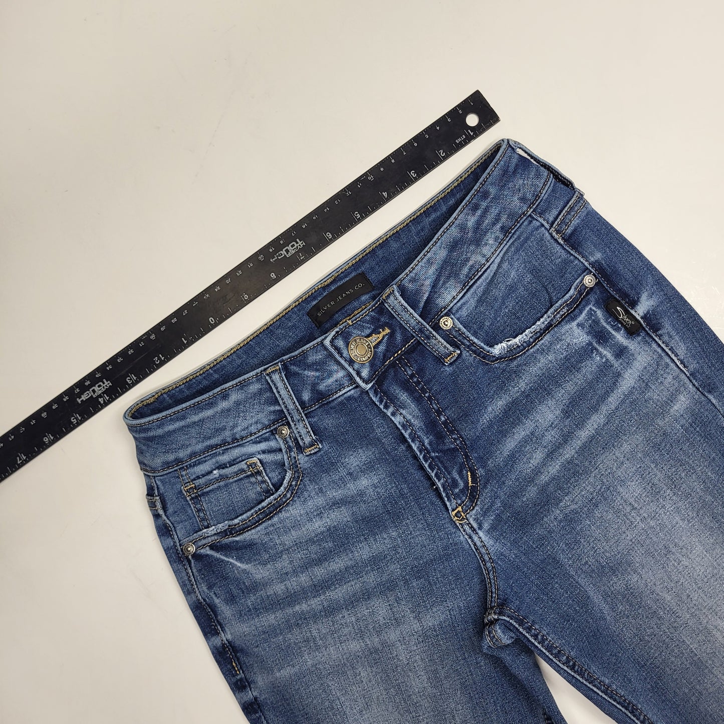 SILVER JEANS CO. Suki Mid Rise Capri Women's Sz 27/23.5 Indigo L43920ecf252