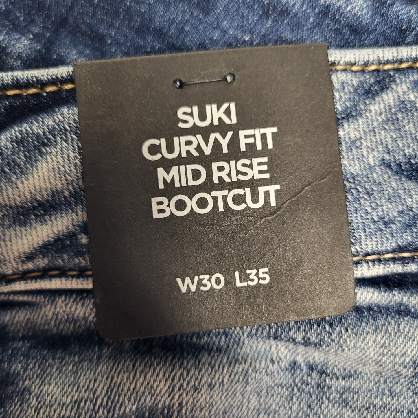 SILVER JEANS CO. Suki Curvy Fit Mid Rise Bootcut 30/35 Light Indigo L93719EDK261