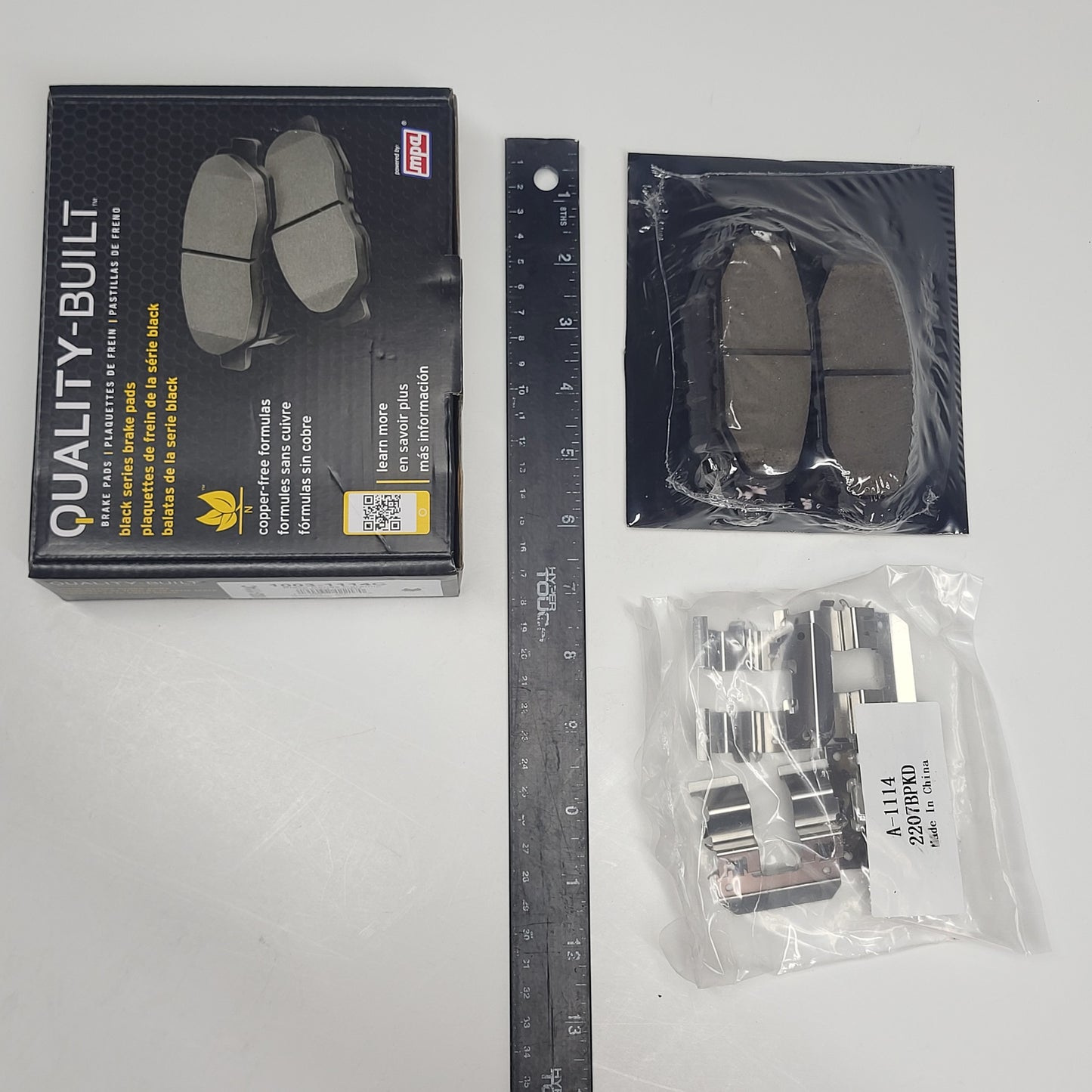 QUALITY-BUILT Ceramic Disc Brake Pad Set Black Rear 1003-1114C