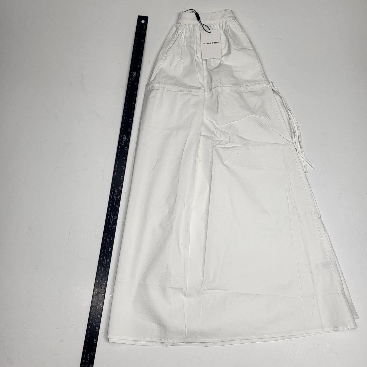 SOLID AND STRIPED The Ivy Skirt Sz S Optic White SU26R4160SPOW