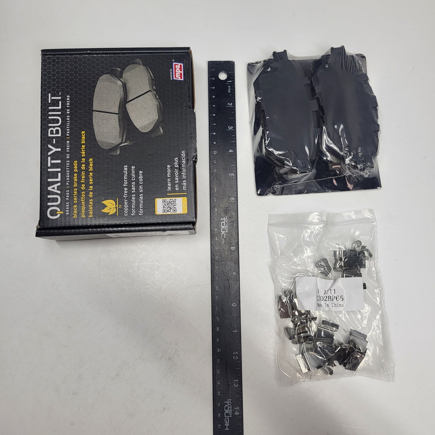 QUALITY-BUILT Ceramic Disc Brake Pad Set Black Front 1003-1759C