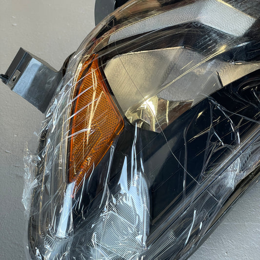 TYC Driver LH Headlight Assembly Halogen for Nissan Sentra 16-18 NI2502244 (New)