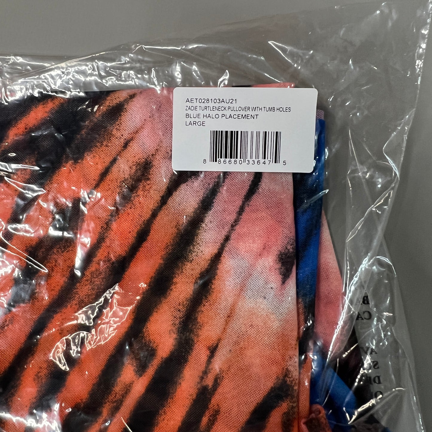 AFRM Zadie Turtleneck Pullover w/Thumb Holes Women's L Blue Halo Placement AET028103AU21 (New)