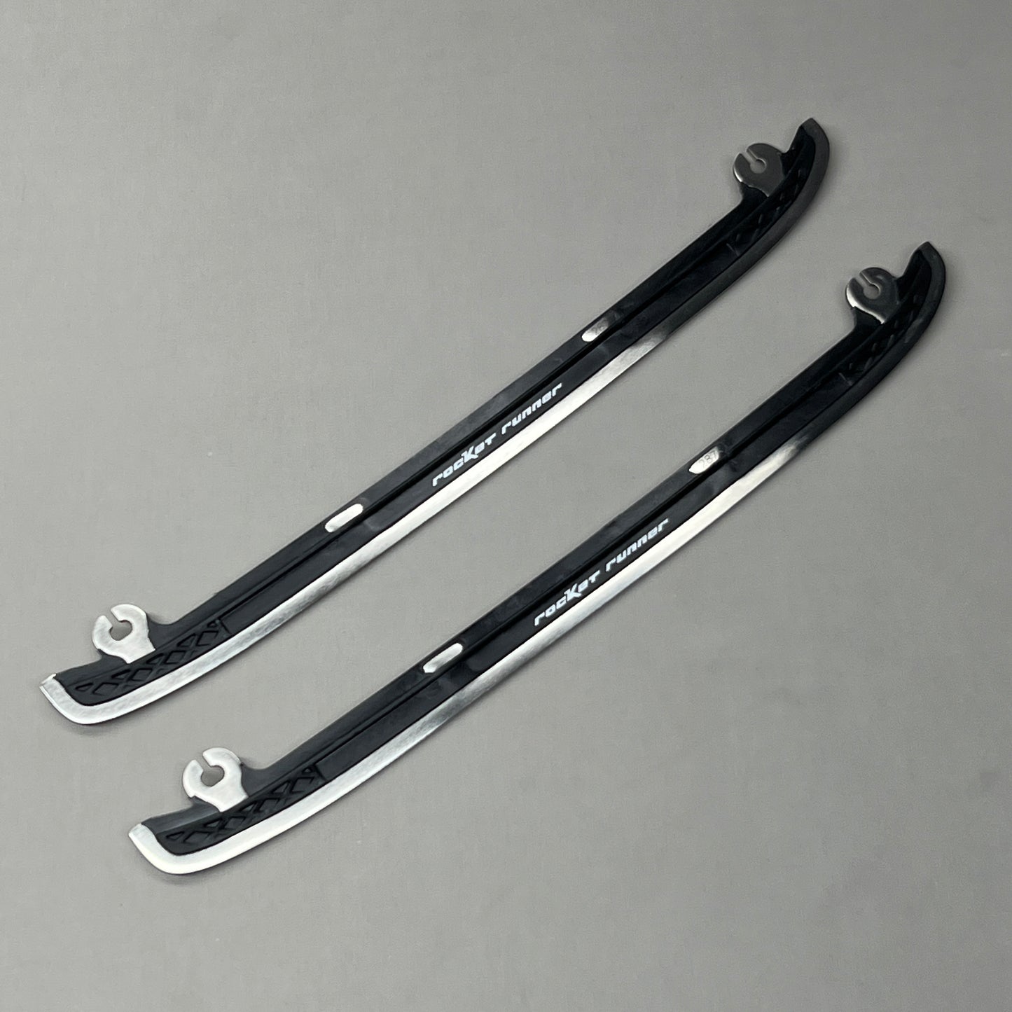 CCM RocketRunner Ice Skate 1 PAIR Stainless Steel Replacement Blades 10.5-11 295mm (New)