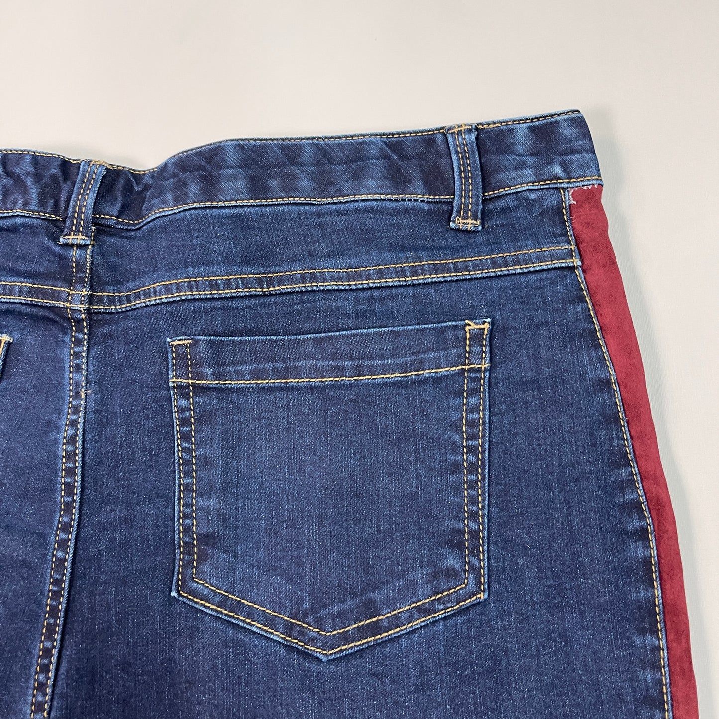 CLINTON KELLY Frayed Hem Jeans Women's Sz 16 Regular Dark Wash W/ Maroon Striped Side (New)