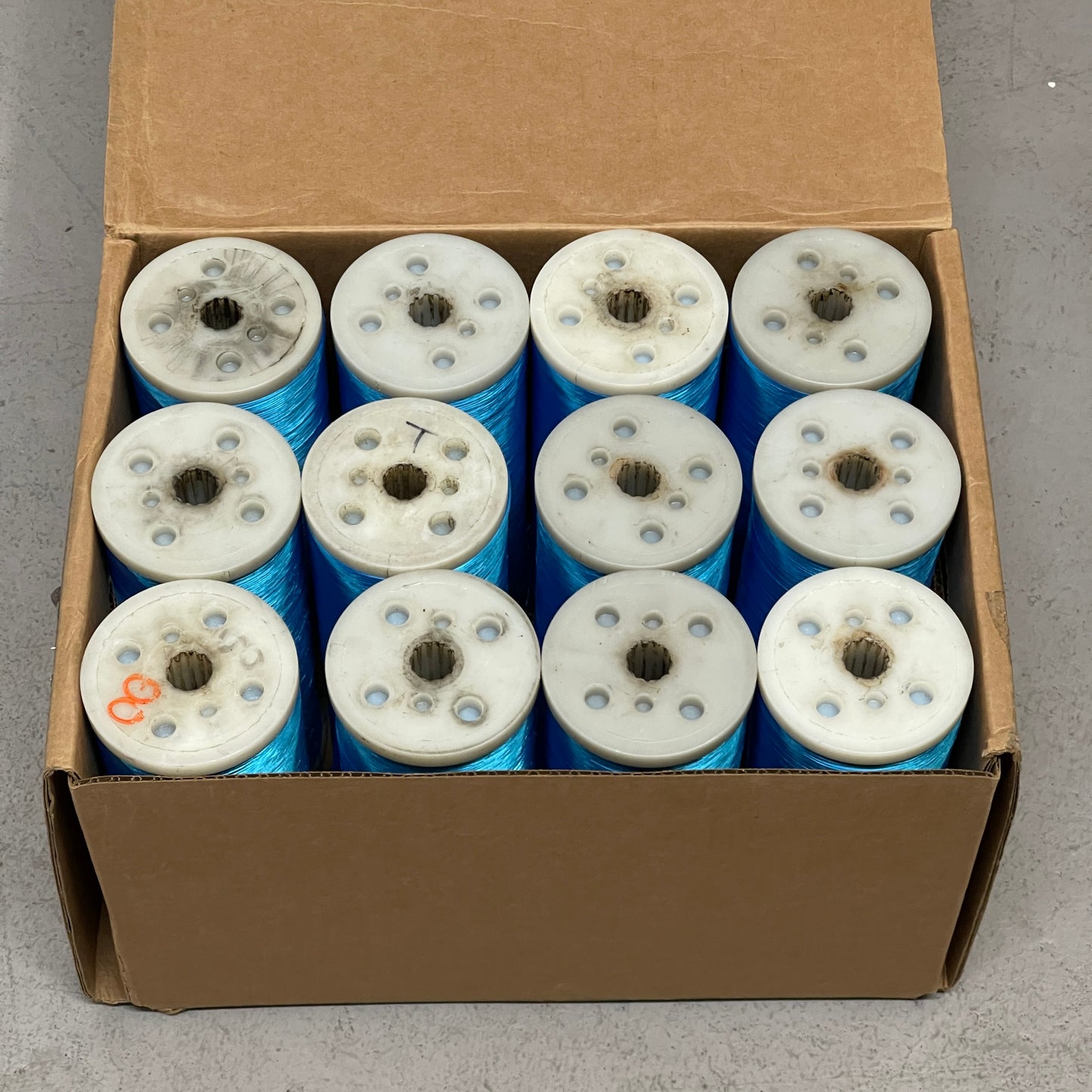 SERVICE THREAD 12/5 Blue Poly Thread for Ind. Sewing Machines & Systems P1000