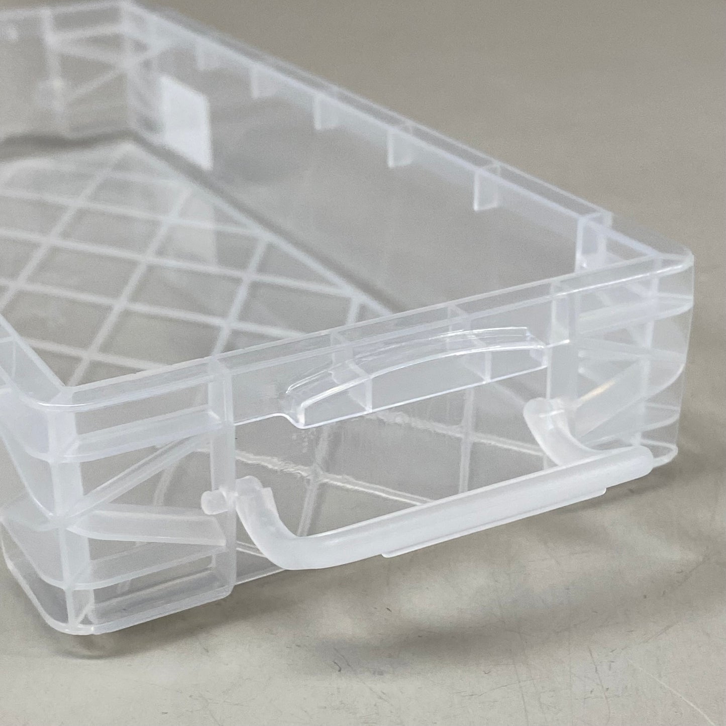 ADVANTUS (16 Pack) Super Stacker® Pencil Box Transparent Clear 091141403096