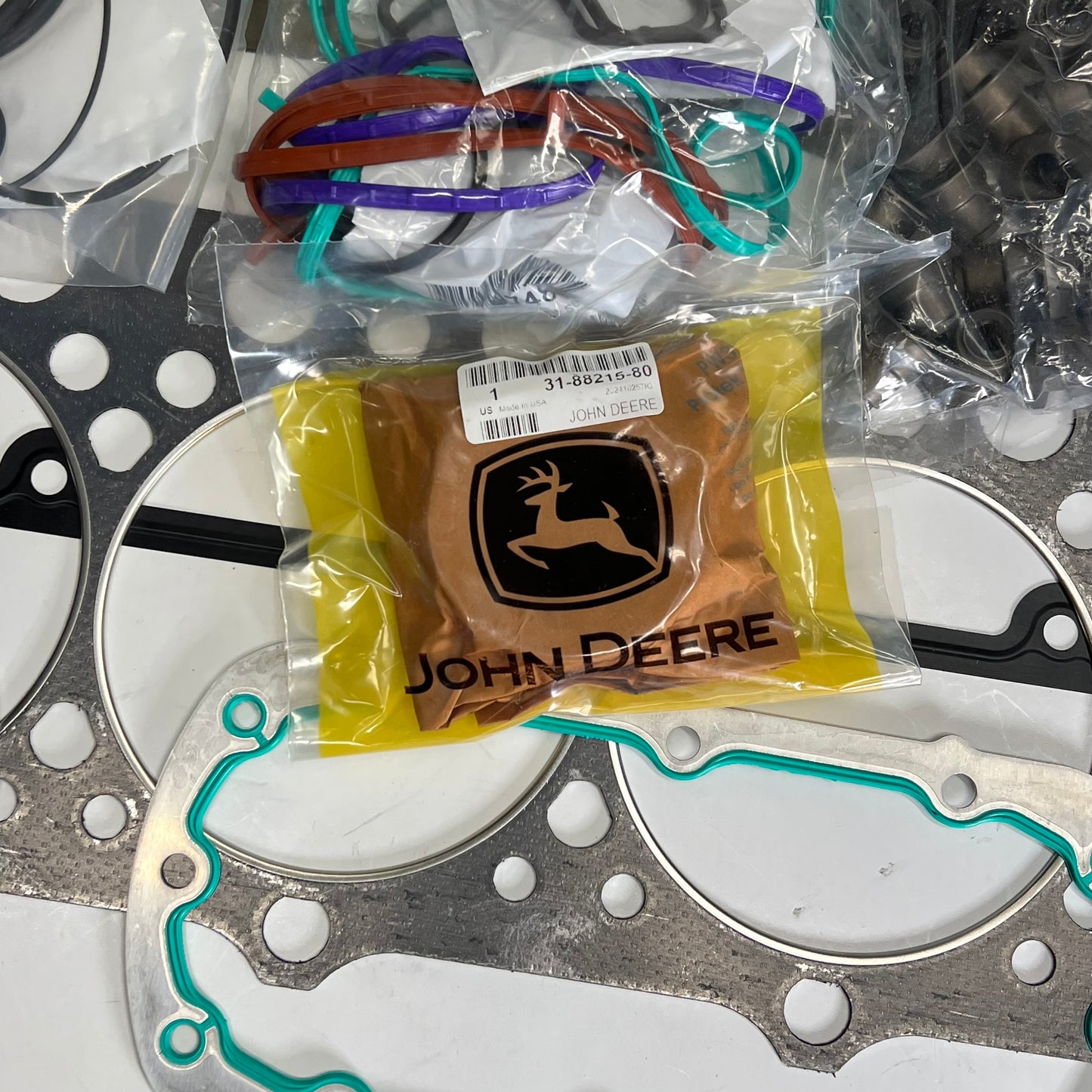 JOHN DEERE Genuine OEM Engine Gasket Kit For 9.0 Diesel DZ113616