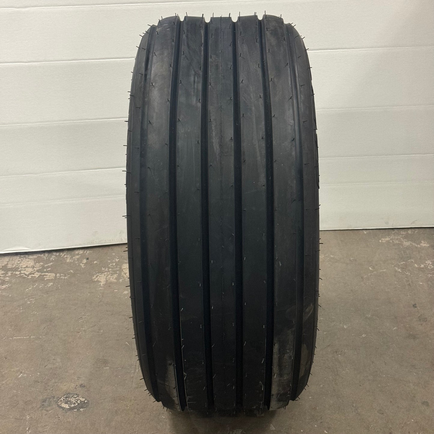 CARLSTAR / CARLISLE Farm Specialist L-1 16.5Lx16.1SL 10 Ply Tire 51F350