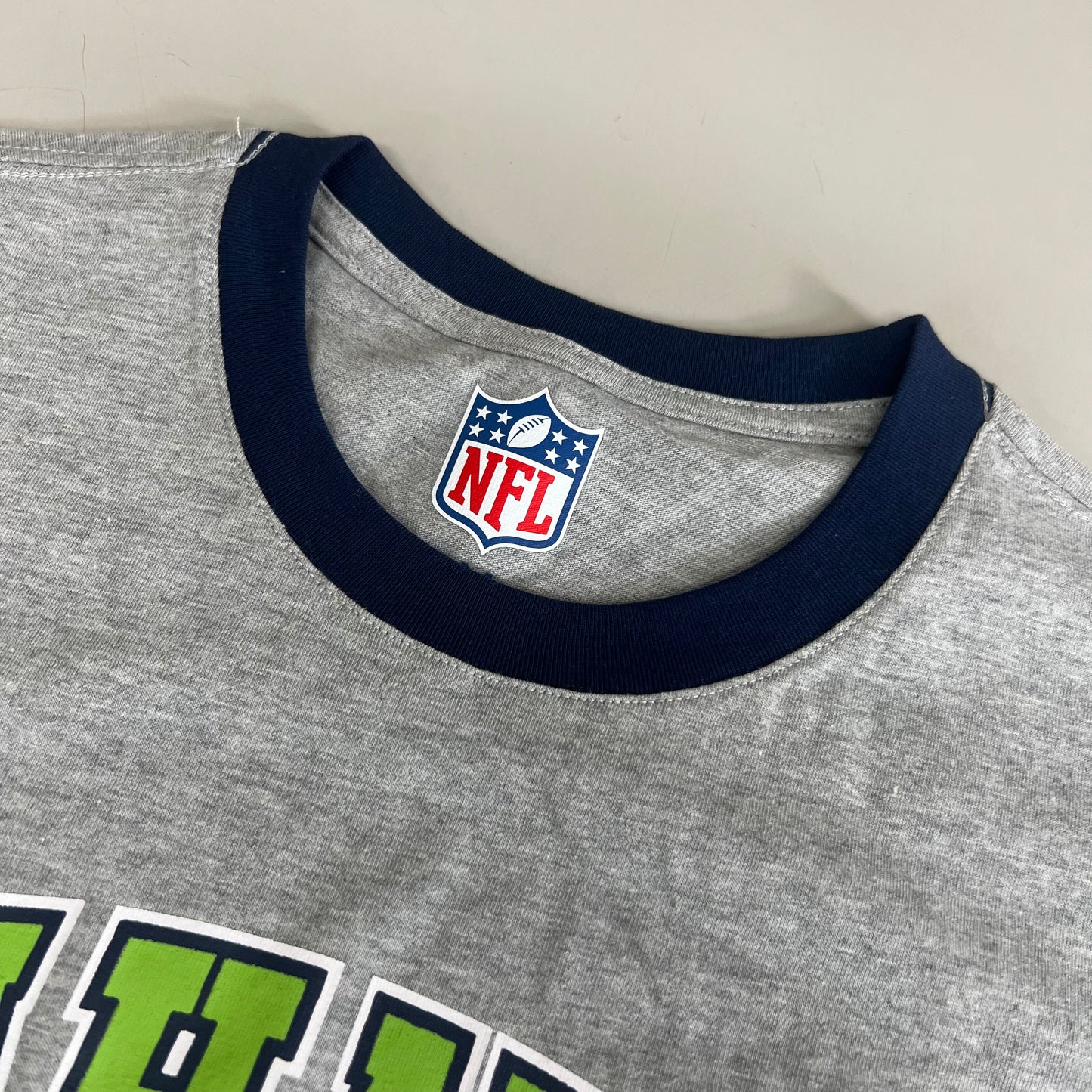 NFL G-lll Sport SeaHawk Black Label T-shirt Men's Sz M Green/Gray