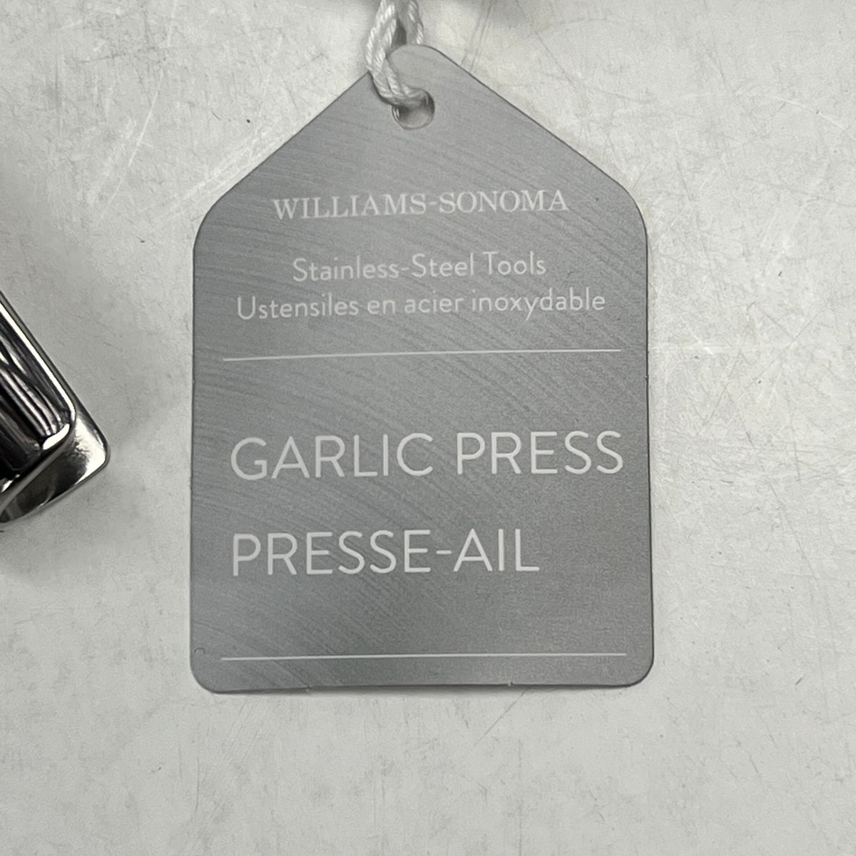 WILLIAM SONOMA  Durable Garlic Press Stainless Steel Innovative Design 6.5" L