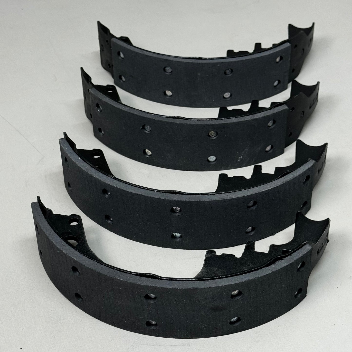 WAGNER QS Ceramic Disc Brake Shoes Set 9" x 5" Black Z242DR