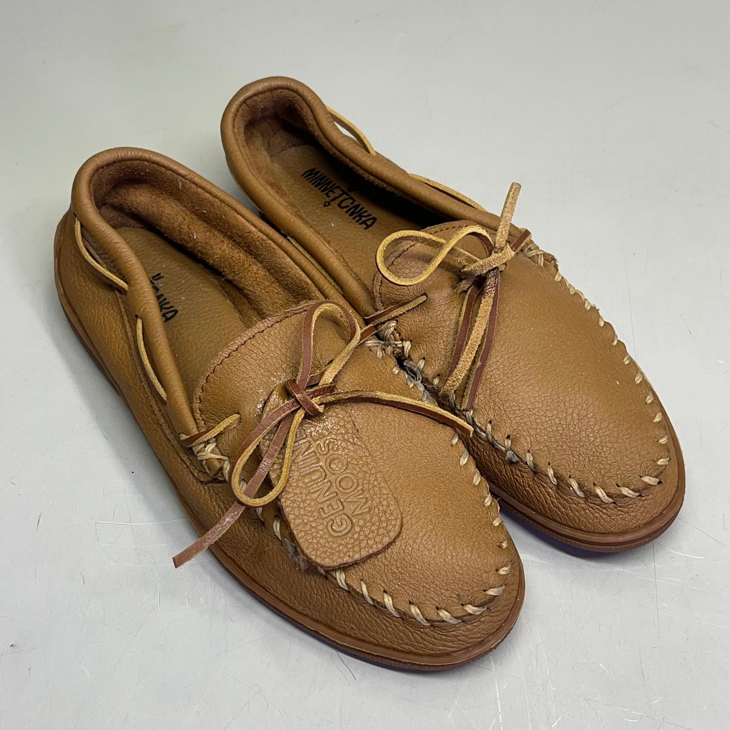 MINNETONKA Genuine Moosehide Classic Men's Sz 11 Natural / Brown (Pre-Owned )