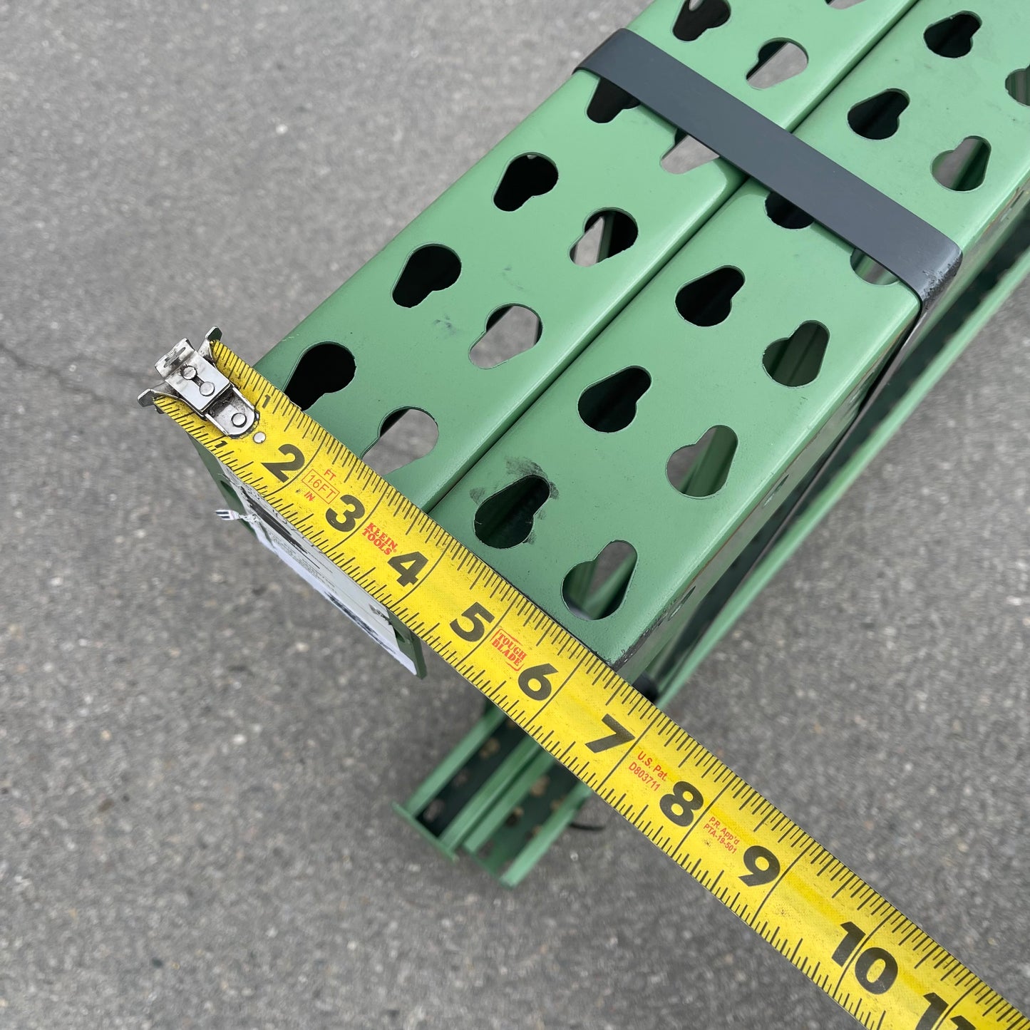 Z@ HUSKY RACK & WIRE Pallet Racking Uprights 16’ x 42.5” x 3.5” Green