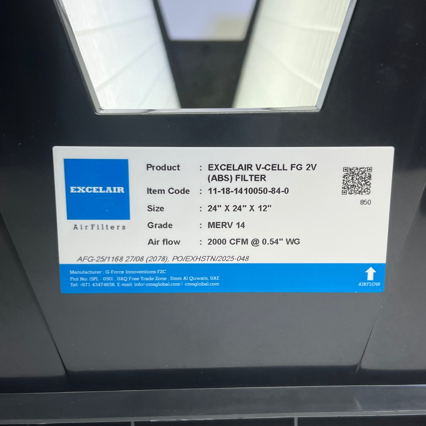 ZA@ EXCELAIR Air Filter V-CELL FG 2V Sz 24" x 24" x 12" (AS-IS, A Little Damage in the Corners)