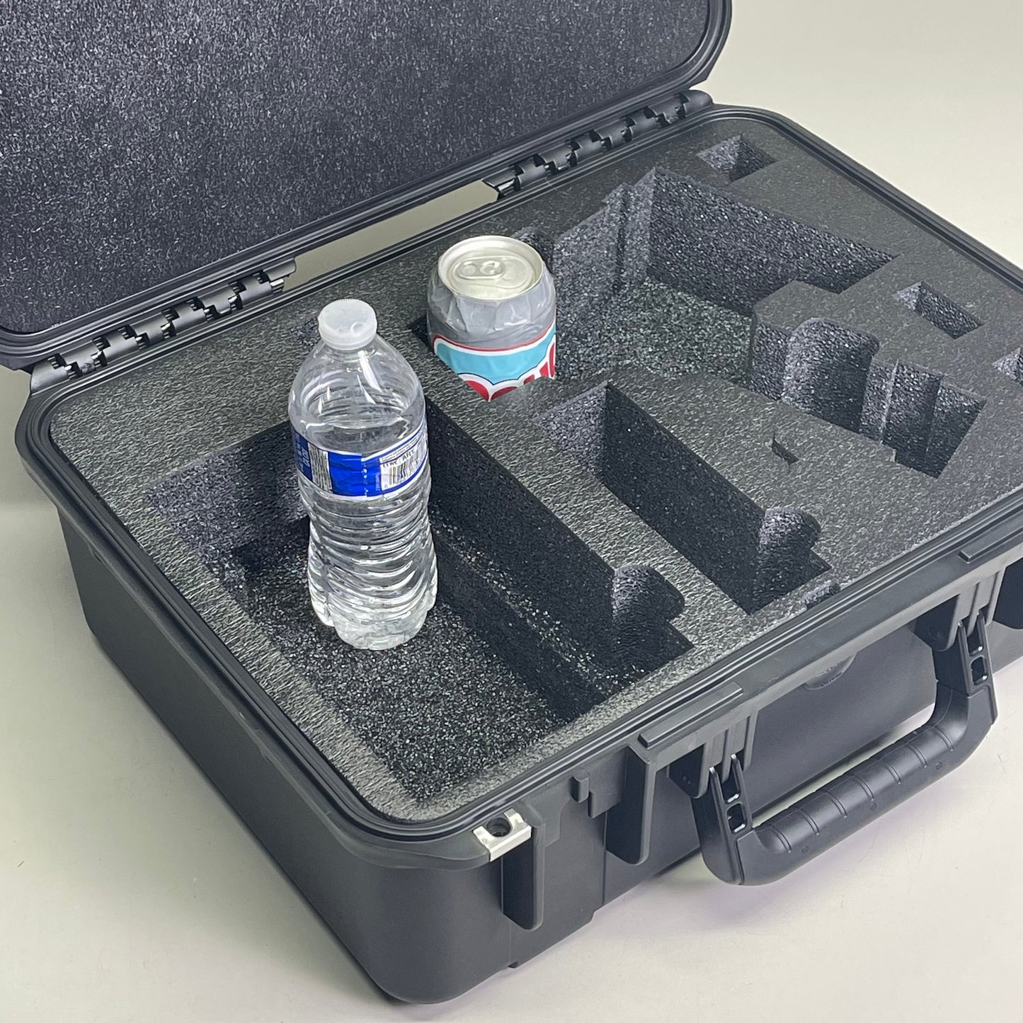 ZA@ SKB Olympus Waterproof Protective Storage Case iSeries Vanta 3I-1813-7-021 K