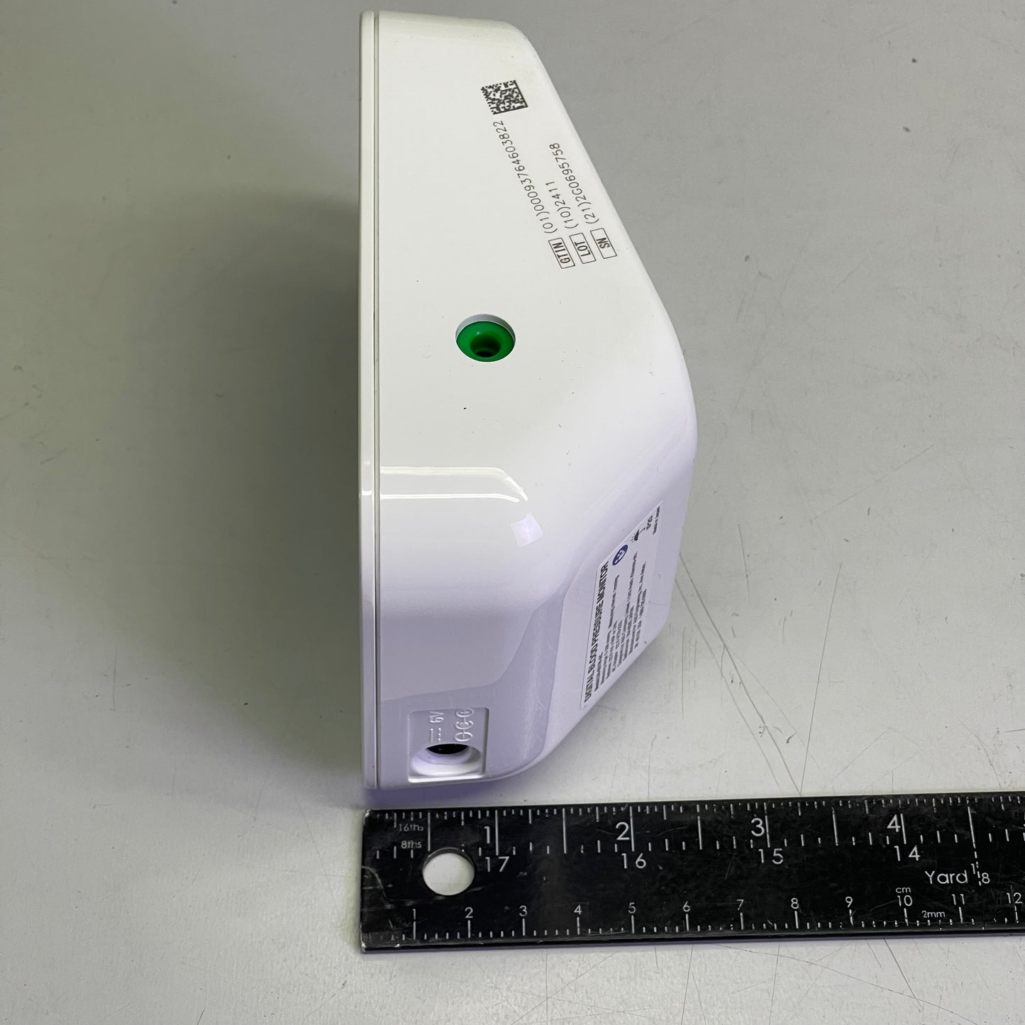 A&D MEDICAL Wide Range Cuff Blood Pressure Monitor White w/ Black UA-651-AC