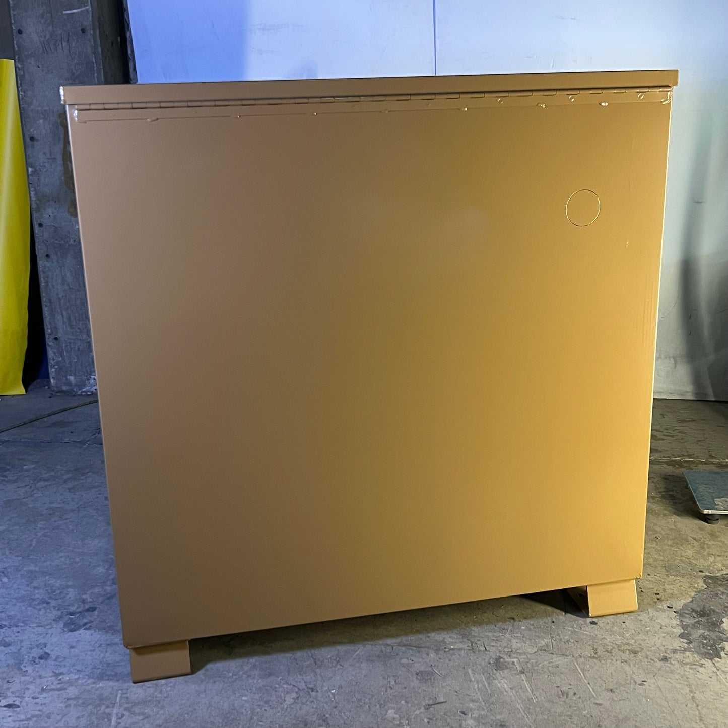 KNAACK Storagemaster Jobsite Piano Box W/Junk Trunk Tool Box Sz 48"L x 30"W x 50"H 79-D-KL (New Other, Minor Cosmetic Damage)