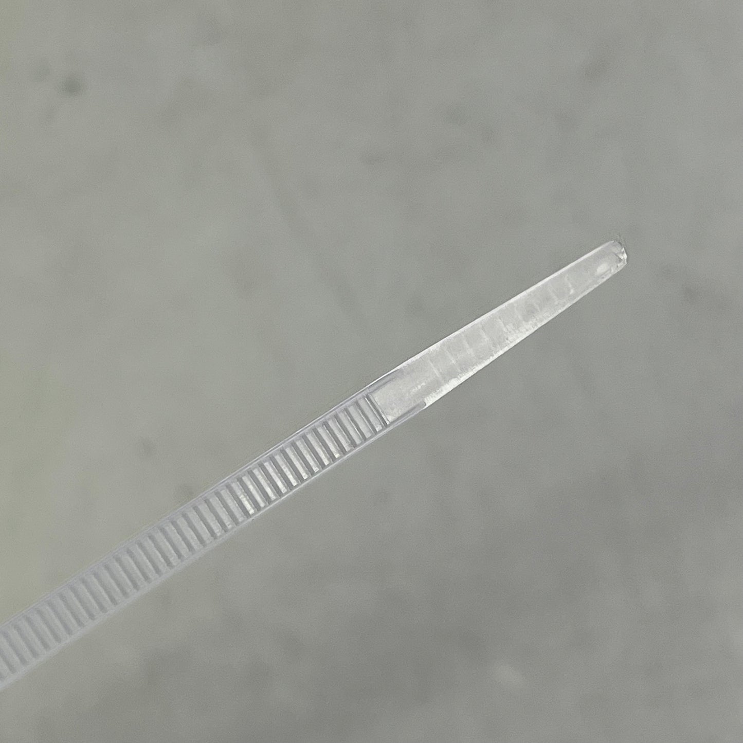 Heavy Duty Nylon Zip Ties Tensile Strength 12" White N-11-50-9-M