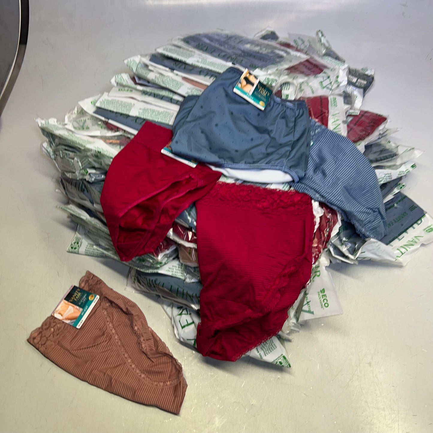 ZA@ VANITIY FAIR Lot Of Assorted Underwear W/ Lace Waistband Women's Variety Sz  Multicolor