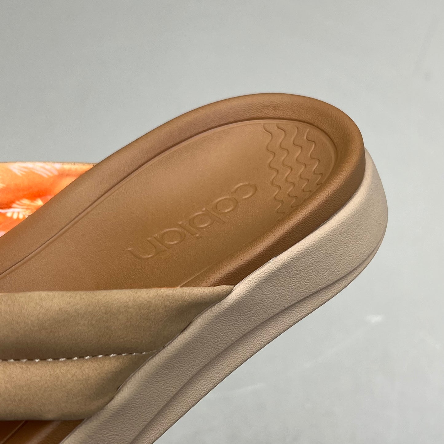 COBIAN Darby Synthetic Suede Strap Sandals Women's Sz 10, EU 41 Tan DAR24-230-10