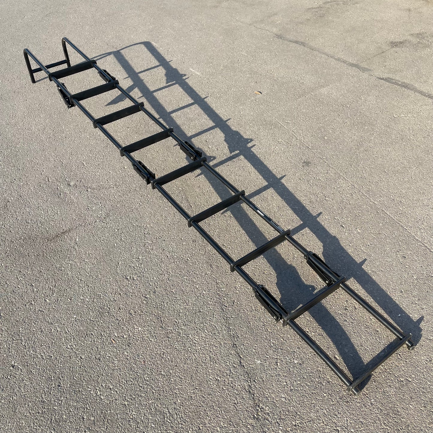 ZA@ Pallet of TOPLINE Inline Folding RV Ladder (New)