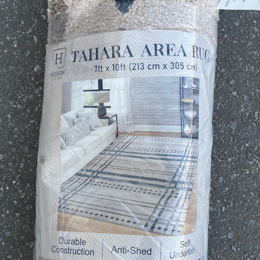 ZA@ TAHARA Large Thick Area Rug Canvas Bottom 7ft x 10ft Linen/Tan (Used)