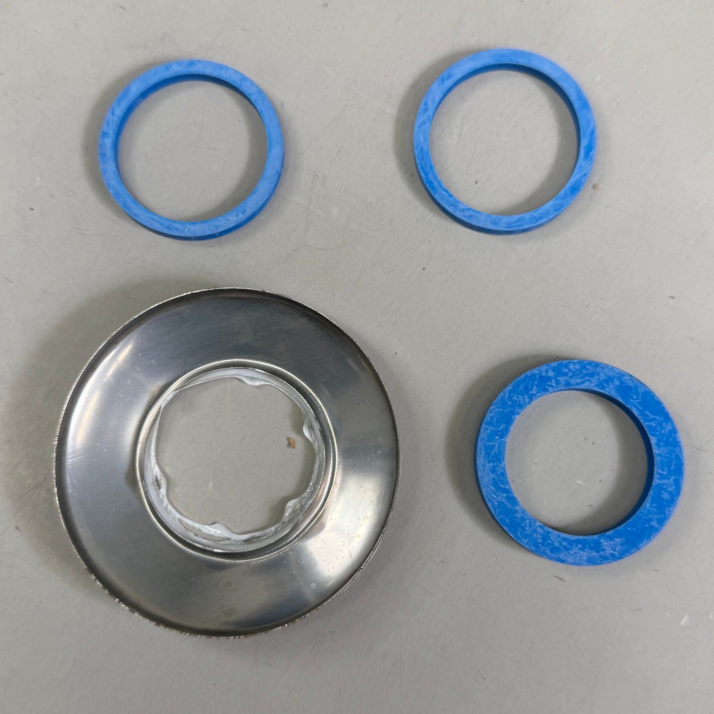 DEARBORN Chrome Plated Brass Tubular P-Trap 1-1/2"  Chrome 704-1 (New Other- (Distressed Packaging))