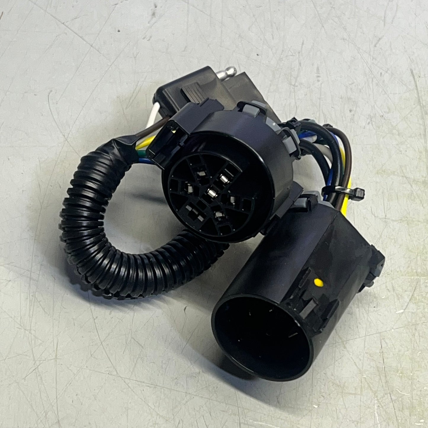 ZA@ HOPKINS OE Connector To 5 Flat Corrosion Resistant Vehicle Wiring Black 11141153 (As-Is)