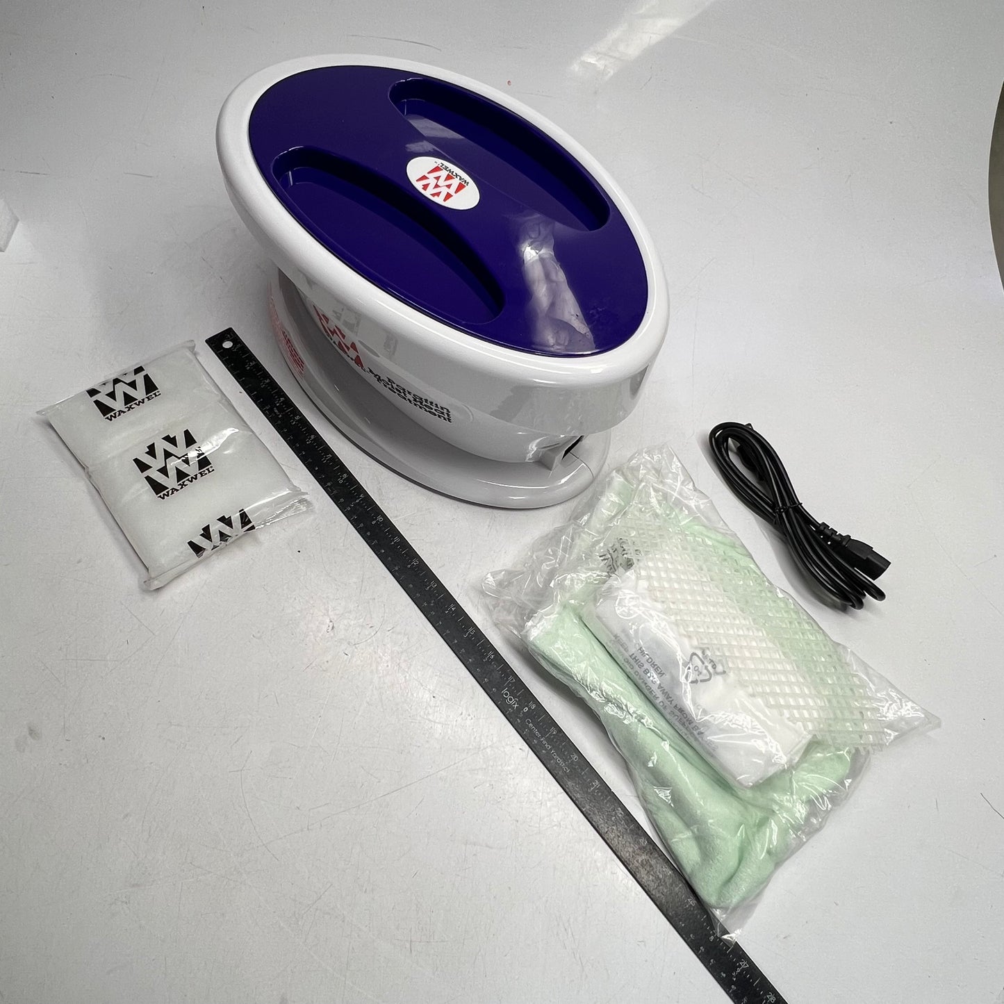 WAXWEL Paraffin Bath Set W/ Extra Wax  18"x12"x13" Tank - 125 - 134°F White