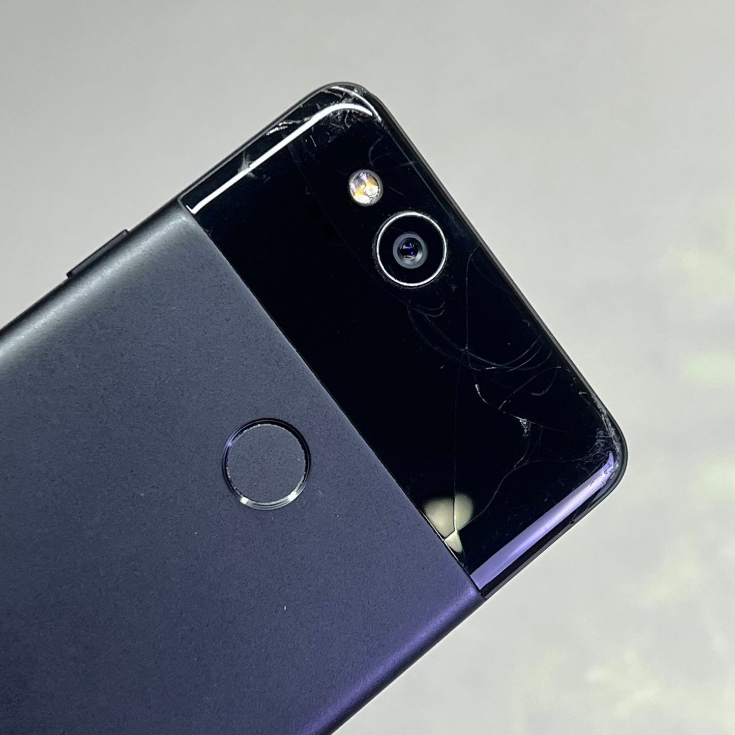 GOOGLE 2017 Pixel 2 64GB 1080 X 1920 5″ Display Black 034107 (Pre-Owned)