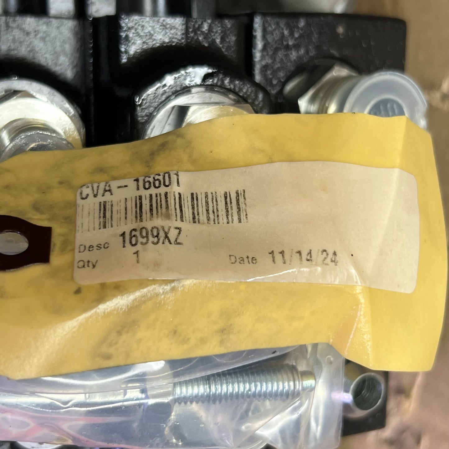 DANFOSS Directional Eco80 Valve Assy 11"W x 12"L x 6"H Black CVA-16601