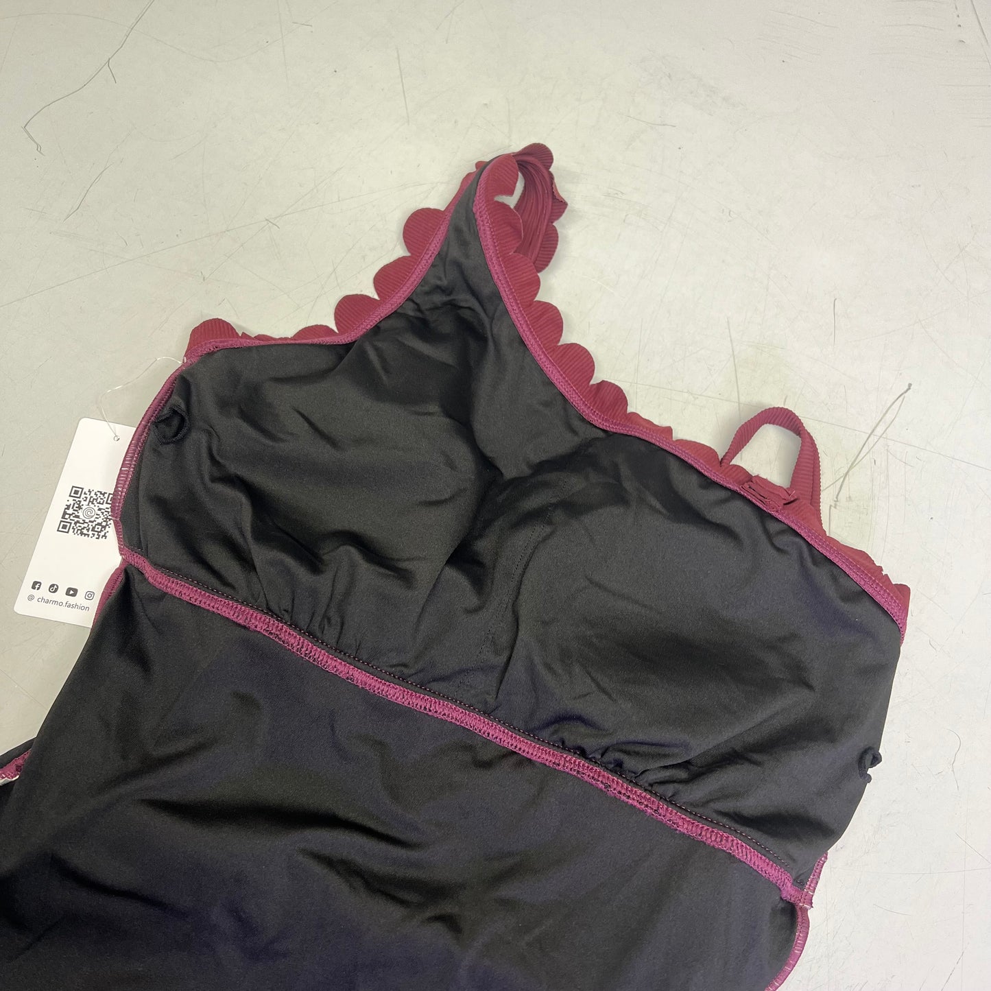 CHARMO Asymmetrical Retro Ribbed Moderate Cut One Piece Swimwear Wmn Sz M Wine