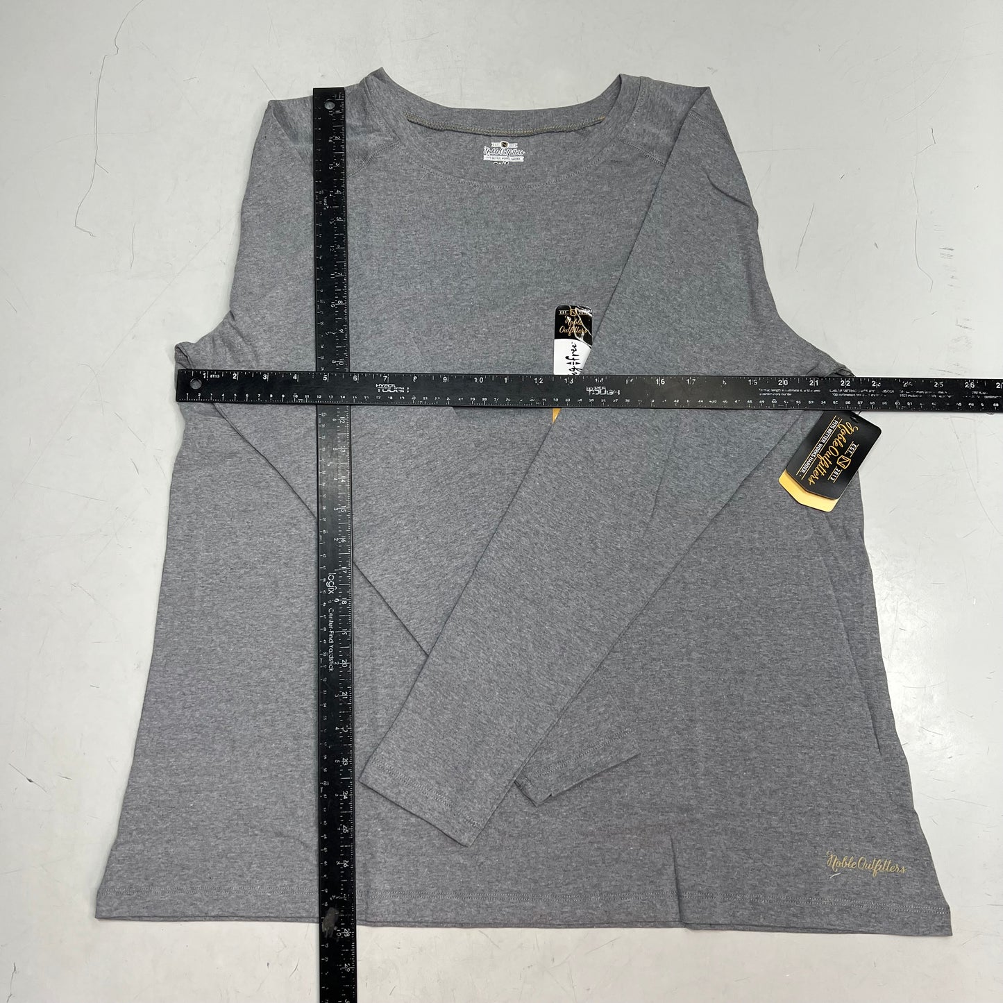 NOBLE OUTFITTERS Tug-Free Long Sleeve Crew Womens Sz 2XL Charcoal Heather 21582W