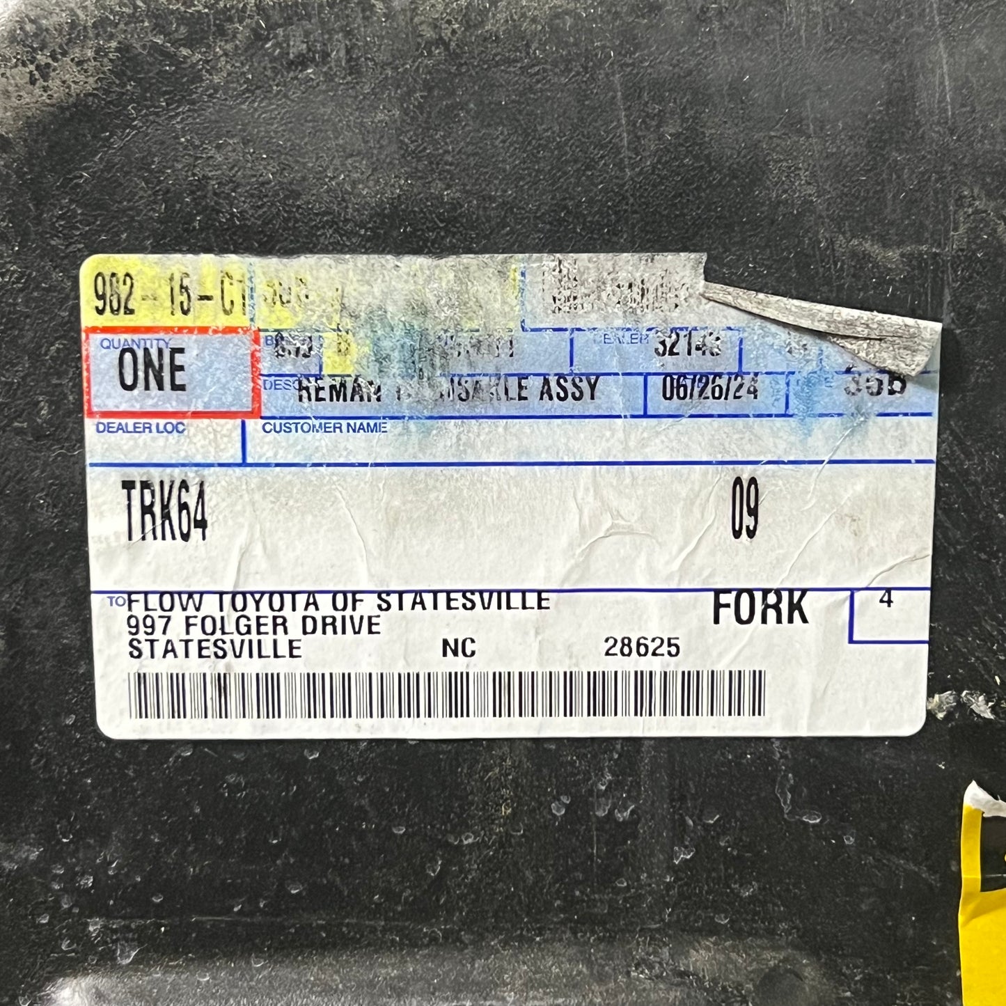 TOYOTA Automatic Transmission Sz 19" L x 15" W x 14" H 30510-0R080-84