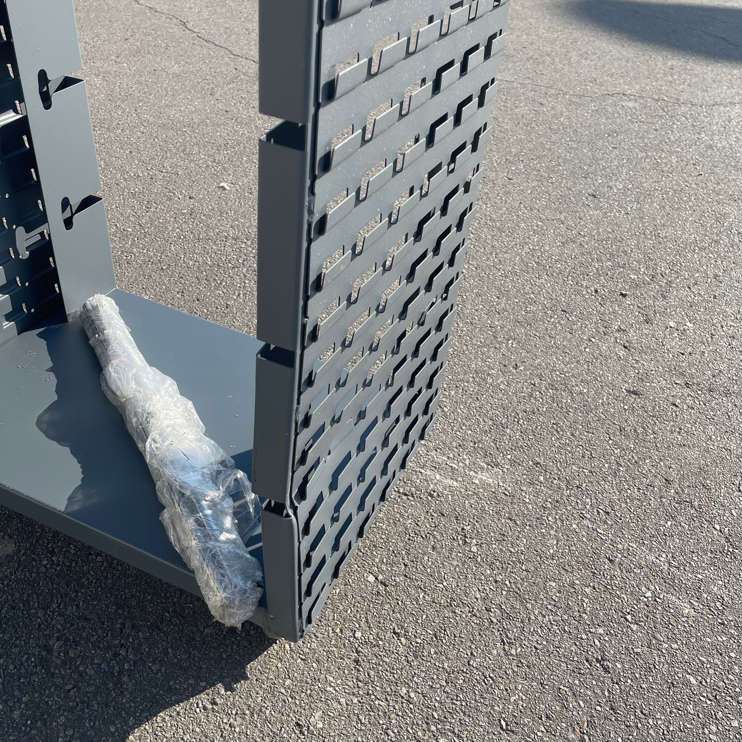 DURHAM 8-Rod Mobile Wire Spool Rack Cart with 2 Sides of Louvered Panels 32"x18"x46.5" Grey MWSR8-LP-95