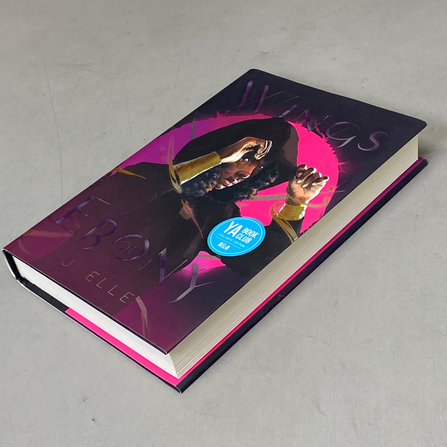 SIMON & SCHUSTER J. Elle; Wings Of Ebony Exclusive Edition 368 Pages