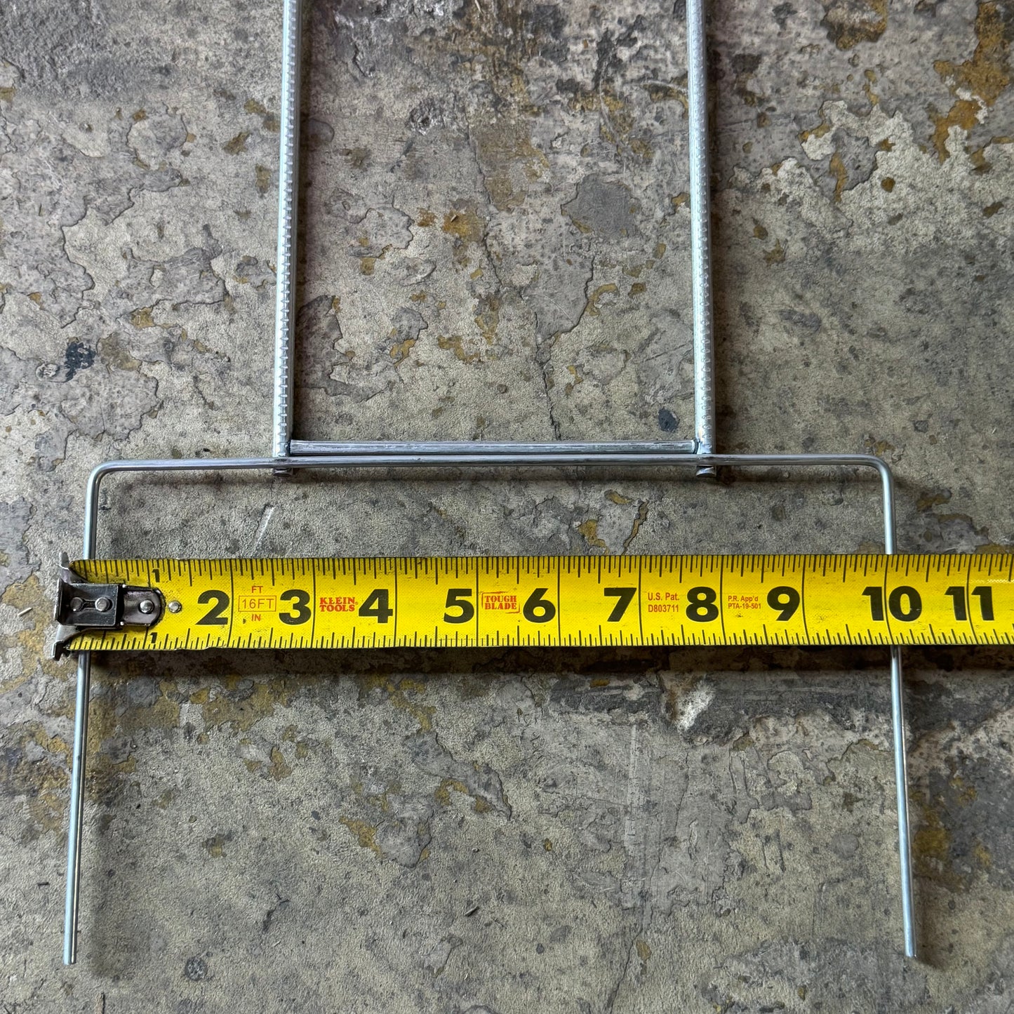 STEP STAKE (25 PACK) U-TOP Yard Sign Step Stake 1/4" B x 5 1/2" x 30" Grey