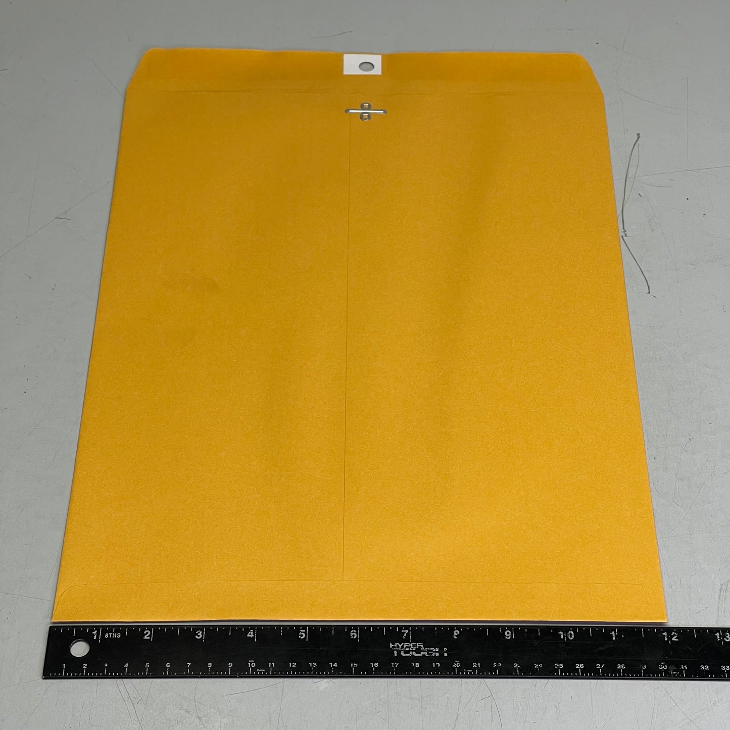 UNIVERSAL (100 PACK) #110 Kraft Clasp Envelope Clasp/Gummed Closure 12"x15.5" Brown Kraft UNV35270